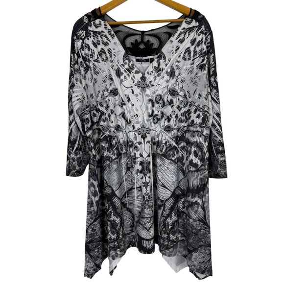 Apt. 9 Graphic Print Tunic Top 2X Sheer Lace Detail Black White Shark Bite Hem - Picture 1 of 11